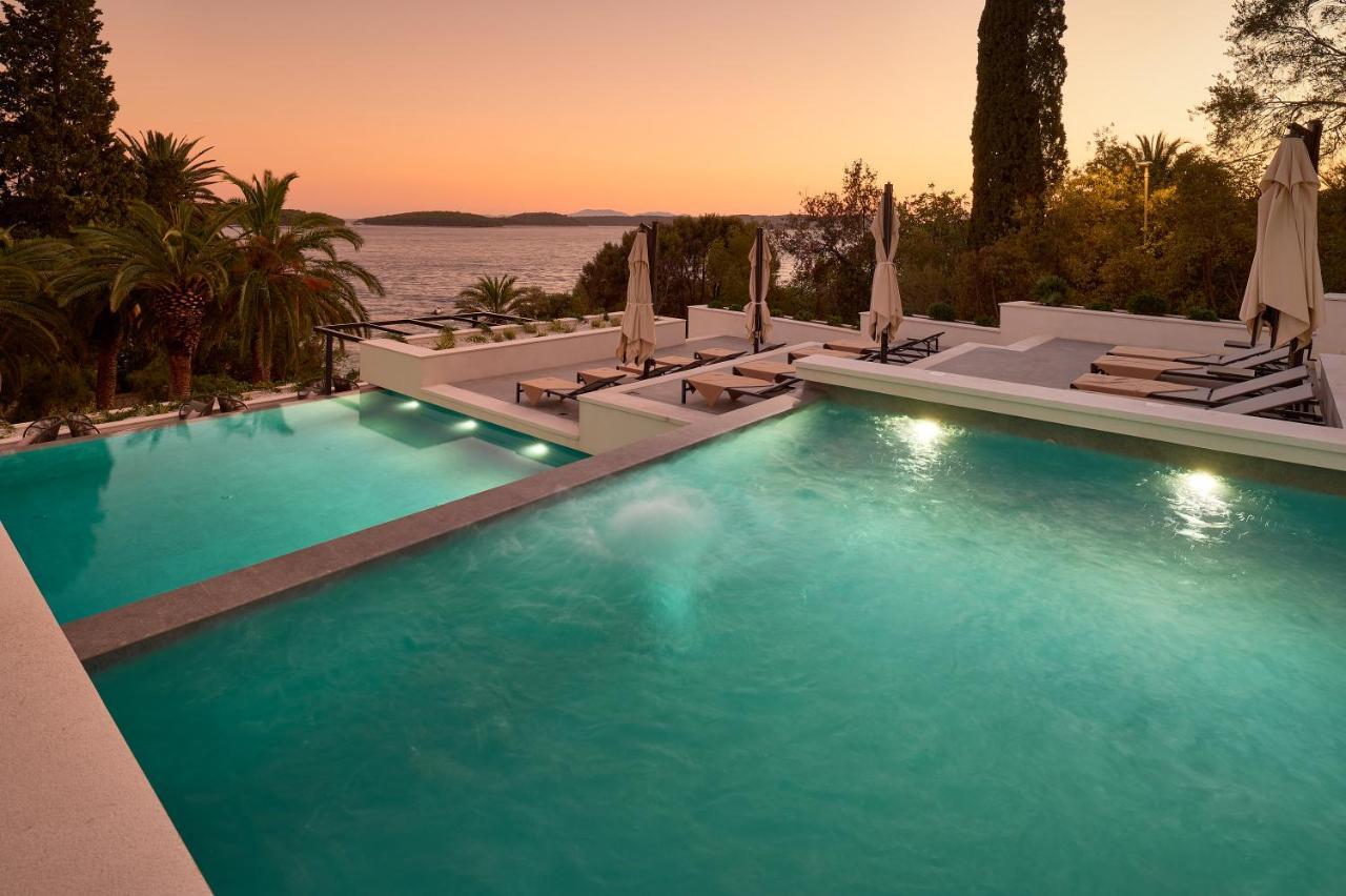 Hotel Moeesy, Blue & Green Oasis Hvar Town Eksteriør billede