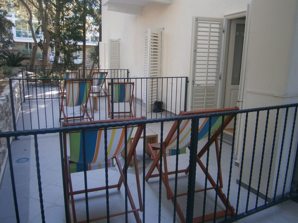 Hotel Moeesy, Blue & Green Oasis Hvar Town Eksteriør billede